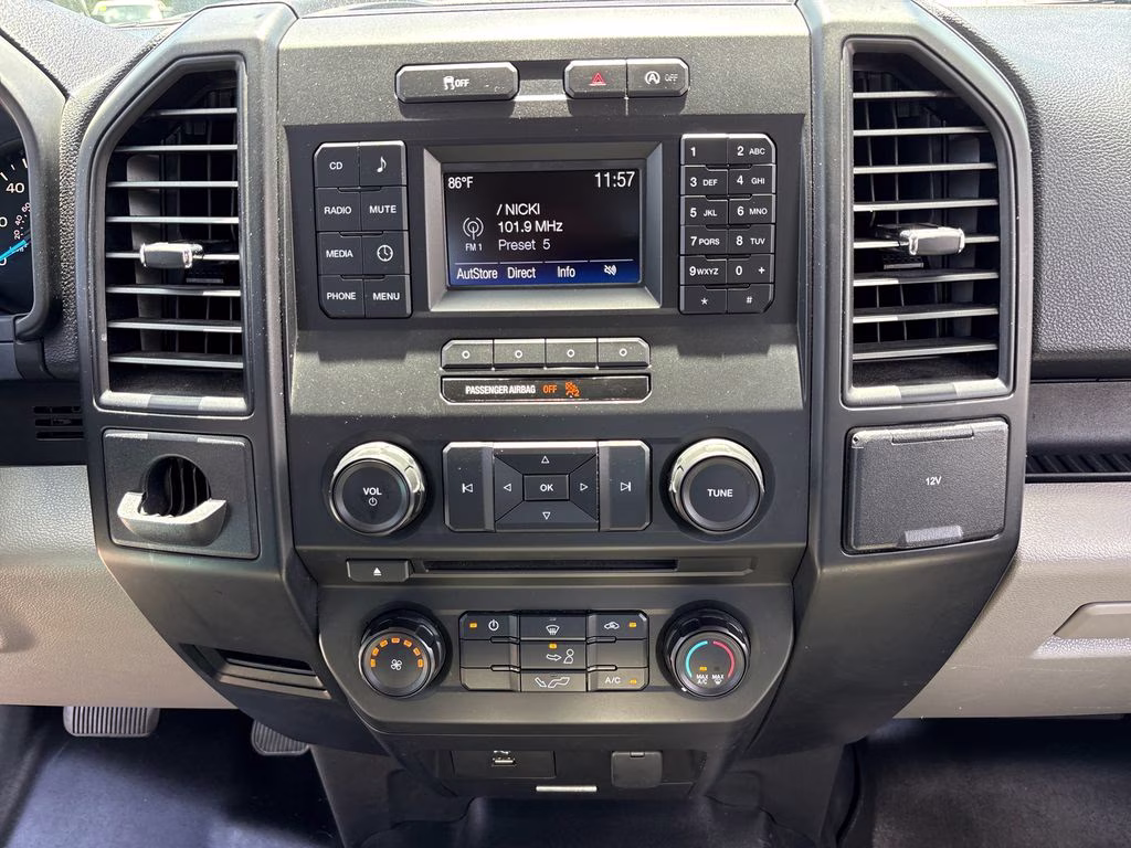 2017 Oxford White Ford F-150 XL RWD Truck