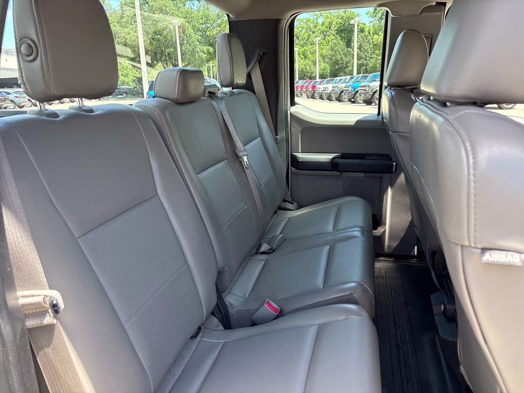 2017 Oxford White Ford F-150 XL RWD Truck
