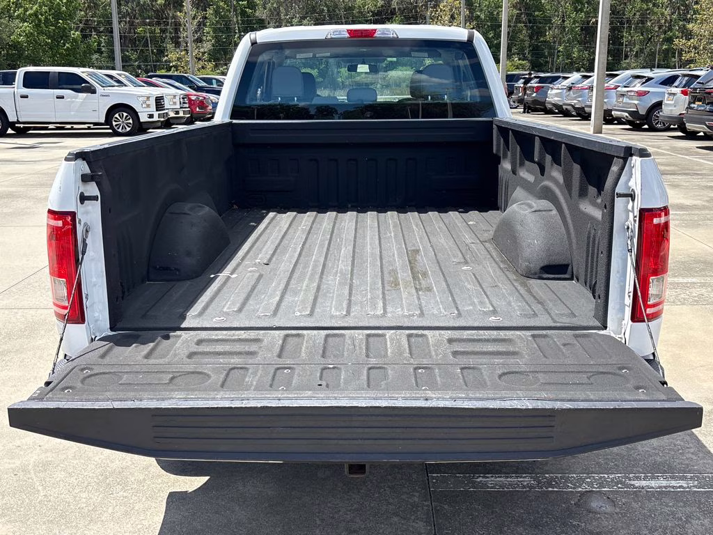 2017 Oxford White Ford F-150 XL RWD Truck