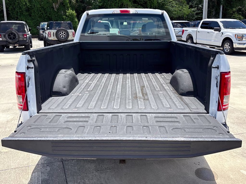 2017 Oxford White Ford F-150 XL RWD Truck
