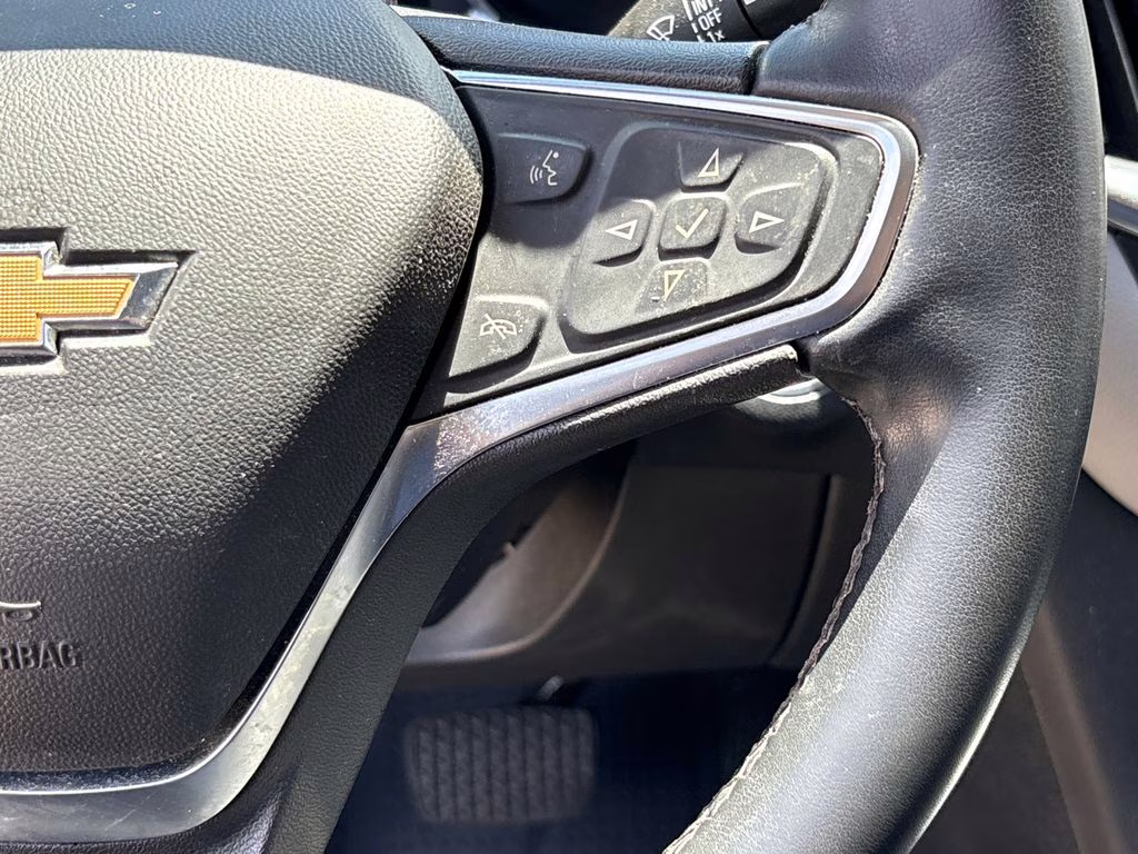 2024 Sterling Gray Metallic Chevrolet Equinox LT FWD SUV