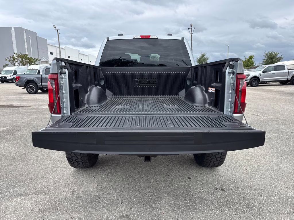 2025 Iconic Silver Metallic Ford F-150 XLT w/ LIFTKIT 4X4 Truck