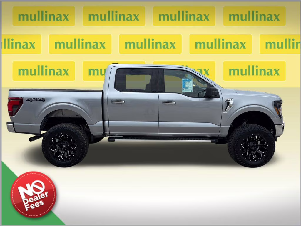 2025 Iconic Silver Metallic Ford F-150 XLT w/ LIFTKIT 4X4 Truck