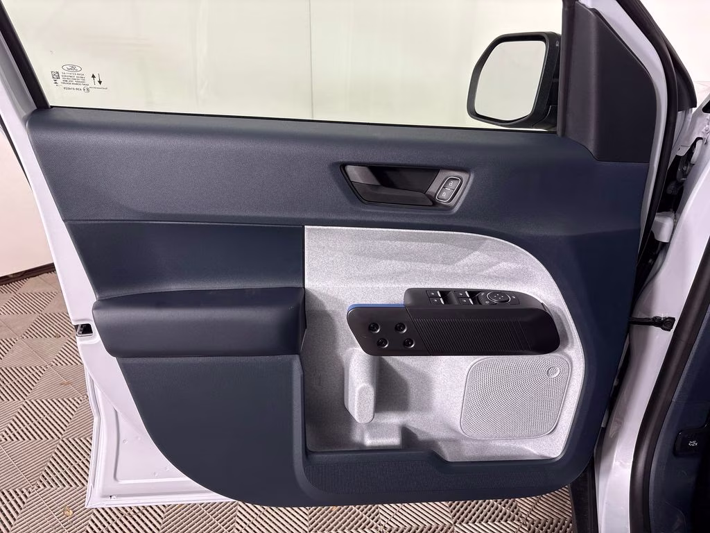 2026 Space White Metallic Ford Maverick XLT FWD Truck