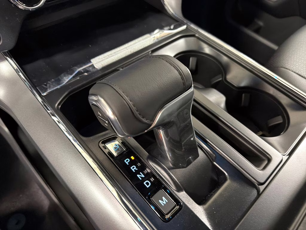 2026 RUBY RED TINTED Ford F-150 Lariat 4X4 Truck