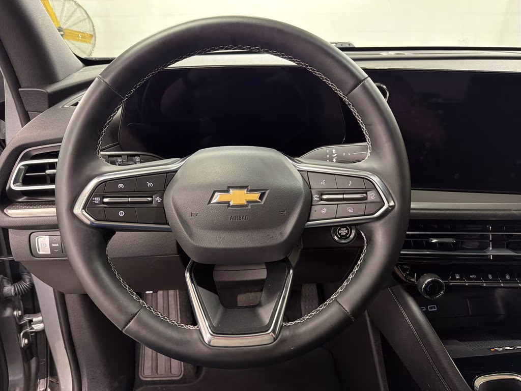 2026 Sterling Gray Metallic Chevrolet Traverse LT FWD SUV