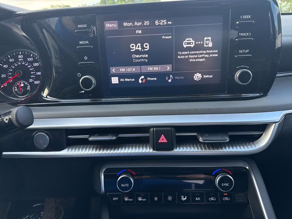 2021 Glacial White Pearl Kia K5 GT-Line FWD Sedan