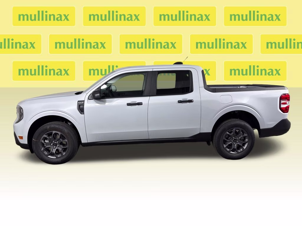 2026 Space White Metallic Ford Maverick XLT FWD Truck