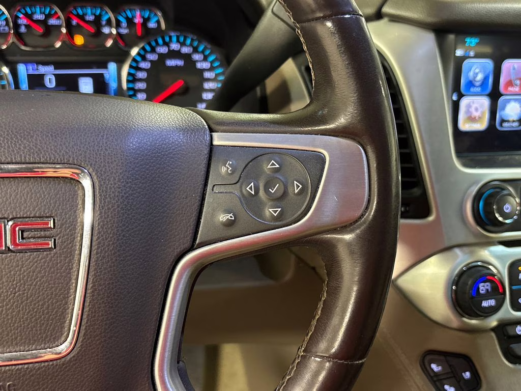 2017 Onyx Black GMC Yukon SLT RWD SUV