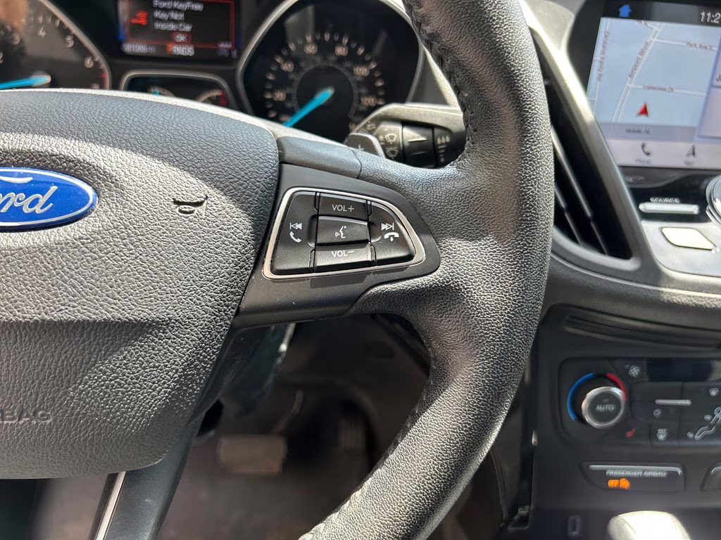 2017 White Platinum Metallic Tri-Coat Ford Escape Titanium FWD SUV