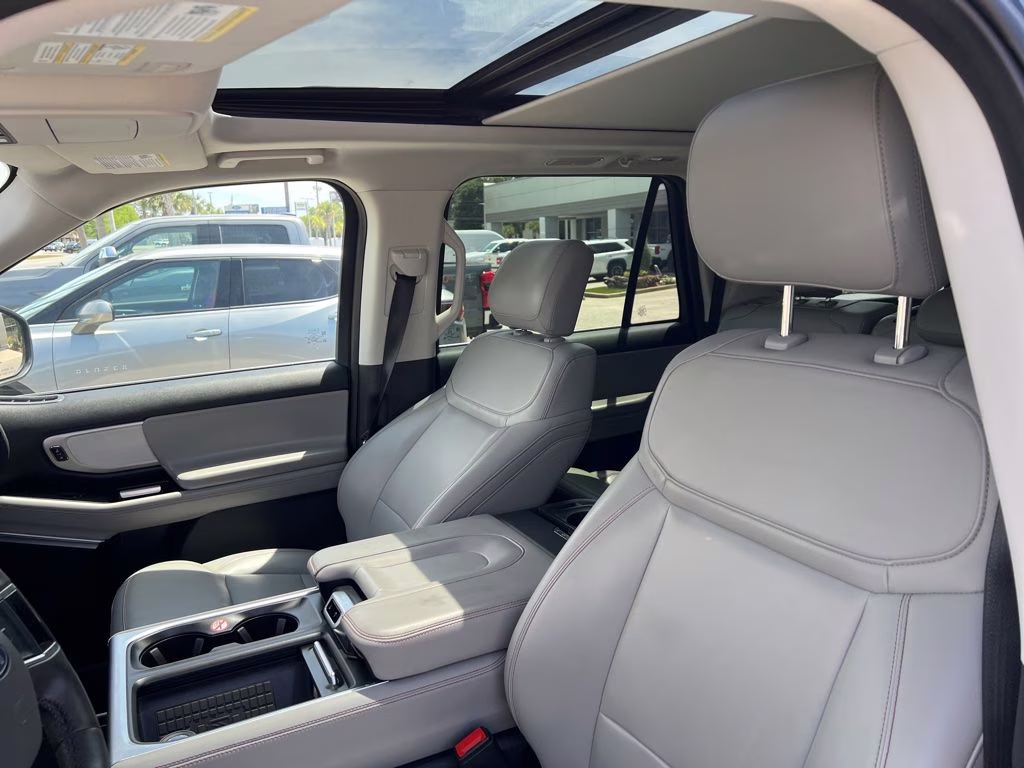 2025 Stone Blue Metallic Ford Expedition Max Active RWD SUV