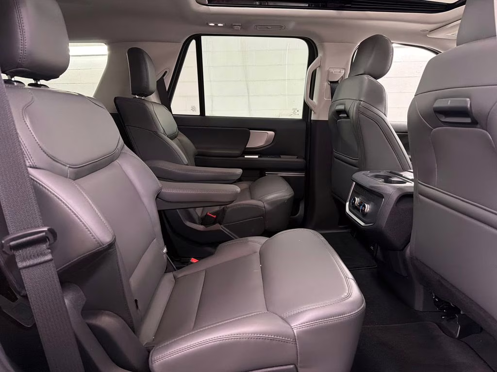 2026 STAR WHITE Ford Expedition Active RWD SUV