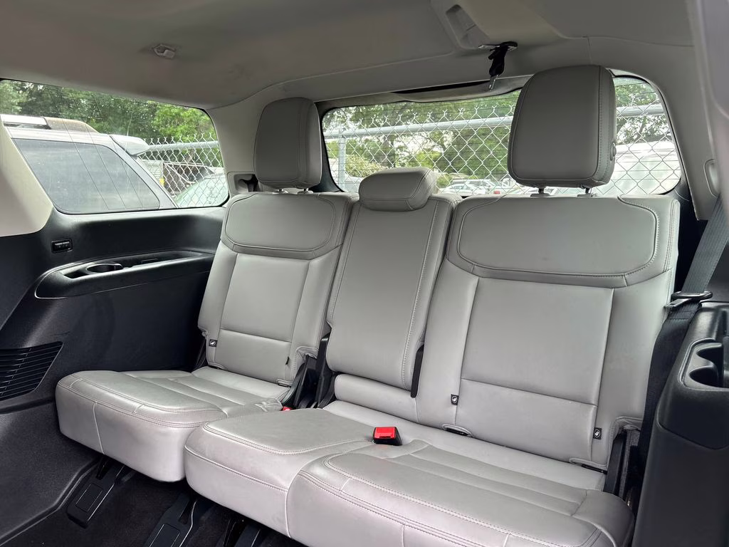 2025 Agate Black Metallic Ford Expedition Active RWD SUV