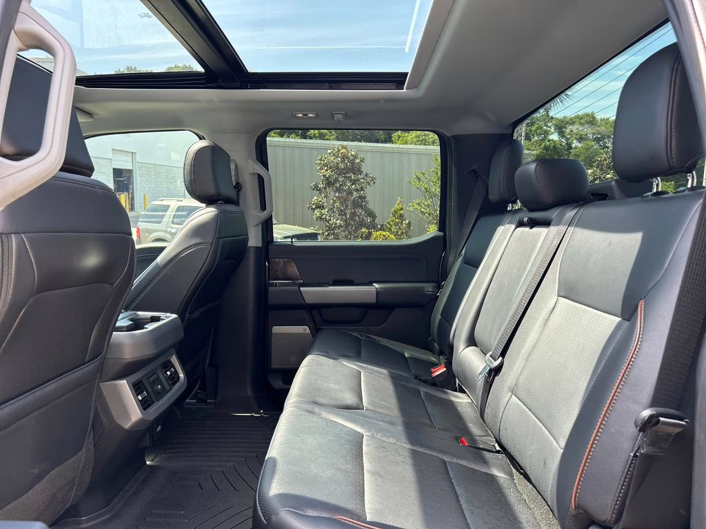 2025 Carbonized Gray Metallic Ford Super Duty F-250 SRW Lariat 4X4 Truck