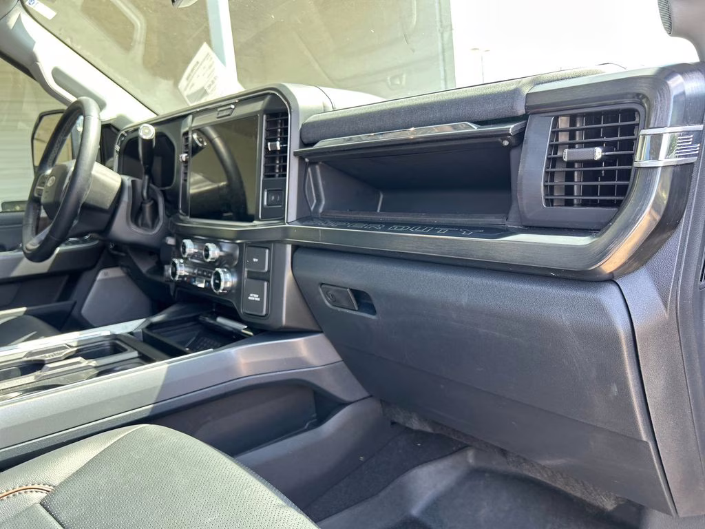 2025 Carbonized Gray Metallic Ford Super Duty F-250 SRW Lariat 4X4 Truck