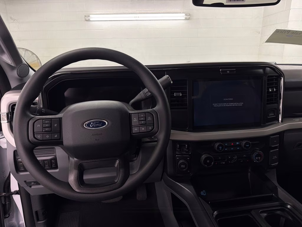 2026 OXFORD WHITE Ford Super Duty F-350 DRW XLT 4X4 Truck