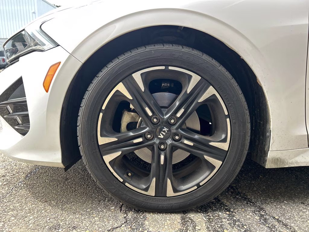 2021 Glacial White Pearl Kia K5 GT-Line FWD Sedan