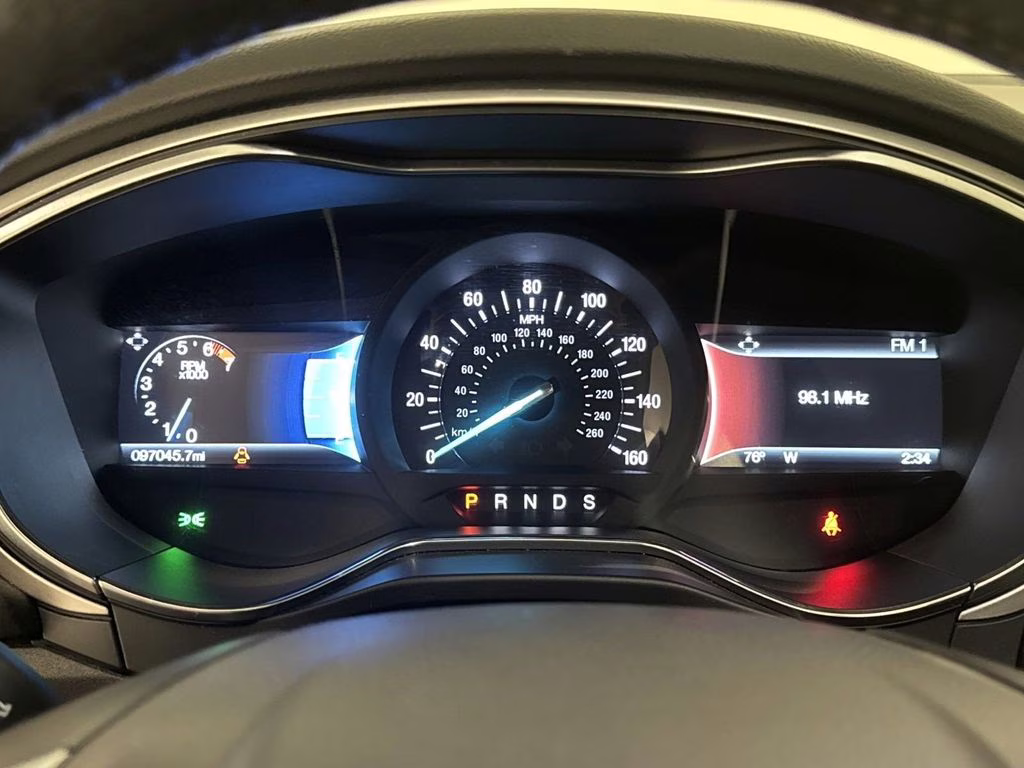 2016 Shadow Black Ford Fusion SE FWD Sedan