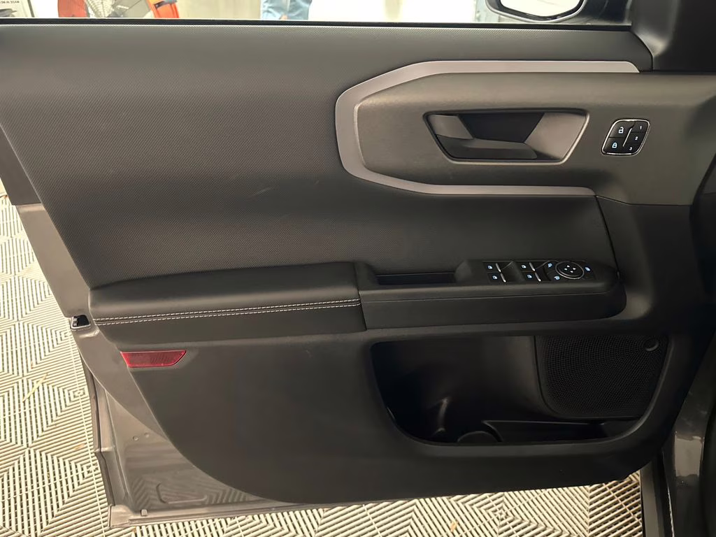 2025 Carbonized Gray Metallic Ford Bronco Sport Outer Banks 4X4 SUV