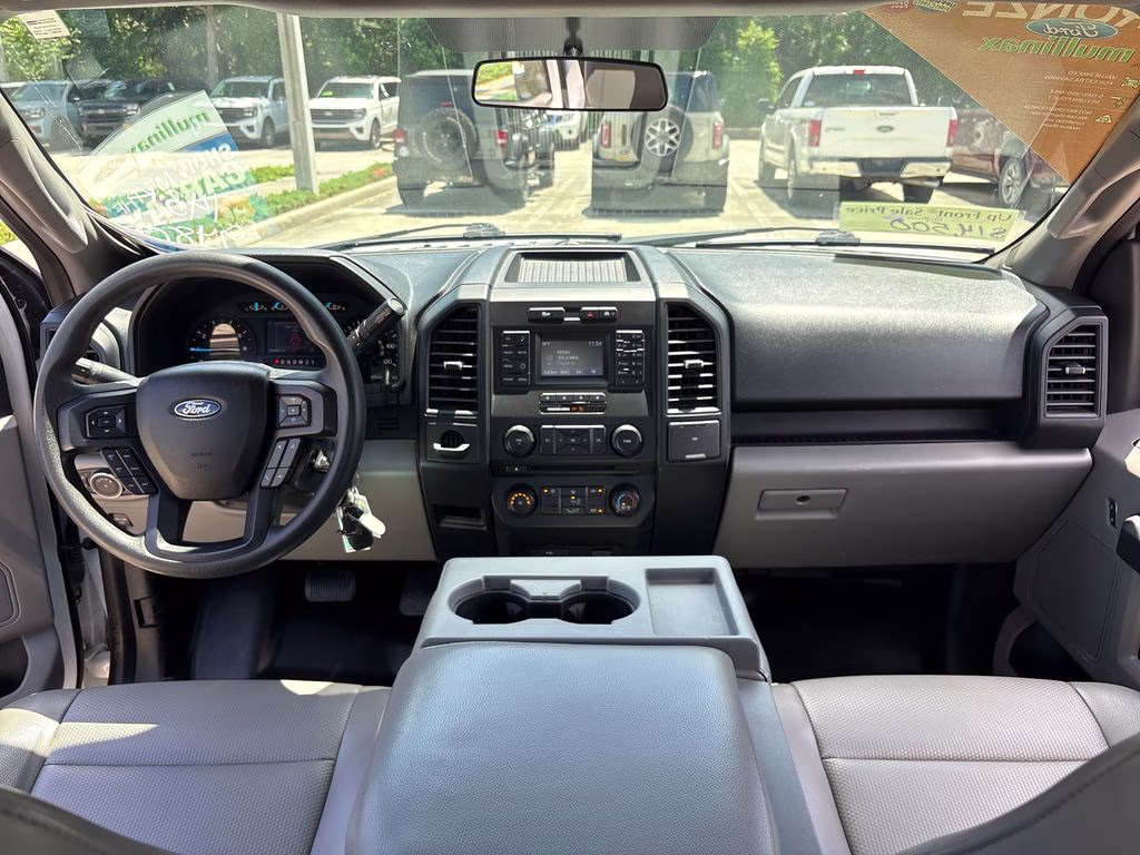 2017 Oxford White Ford F-150 XL RWD Truck