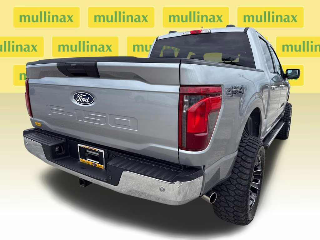 2025 Iconic Silver Metallic Ford F-150 XLT w/ LIFTKIT 4X4 Truck