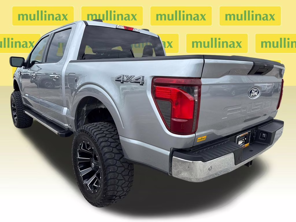 2025 Iconic Silver Metallic Ford F-150 XLT w/ LIFTKIT 4X4 Truck