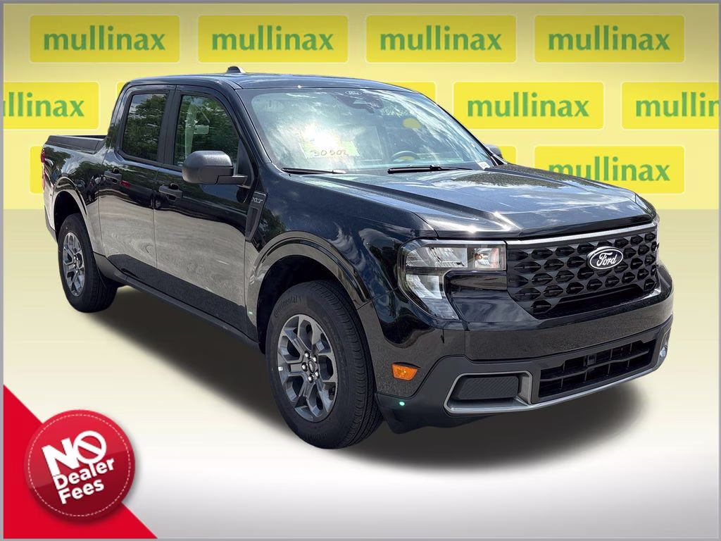 2026 Shadow Black Ford Maverick XLT FWD Truck