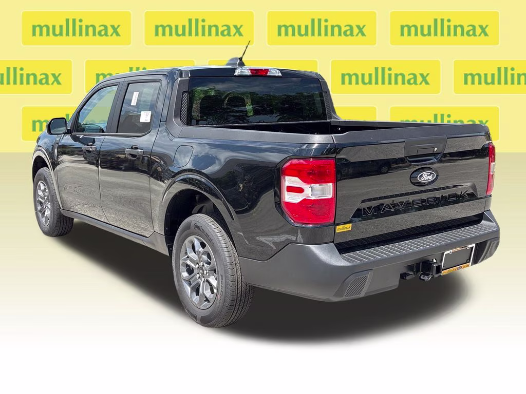 2026 Shadow Black Ford Maverick XLT FWD Truck