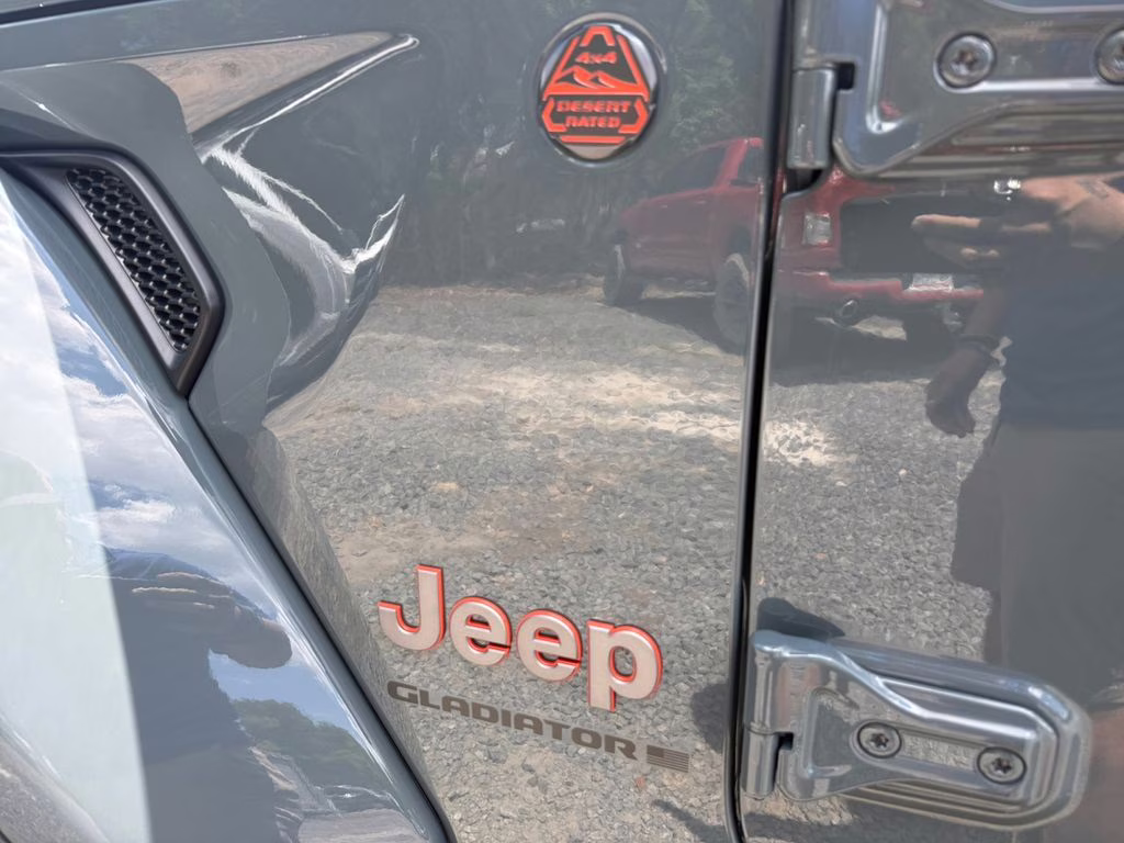 2026 Anvil Clearcoat Jeep Gladiator Mojave 4X4 Truck