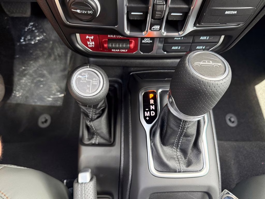 2026 Anvil Clearcoat Jeep Gladiator Mojave 4X4 Truck