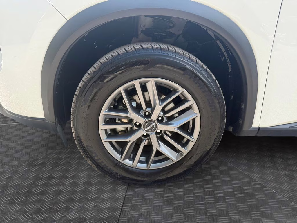 2024 Glacier White Nissan Rogue S FWD SUV
