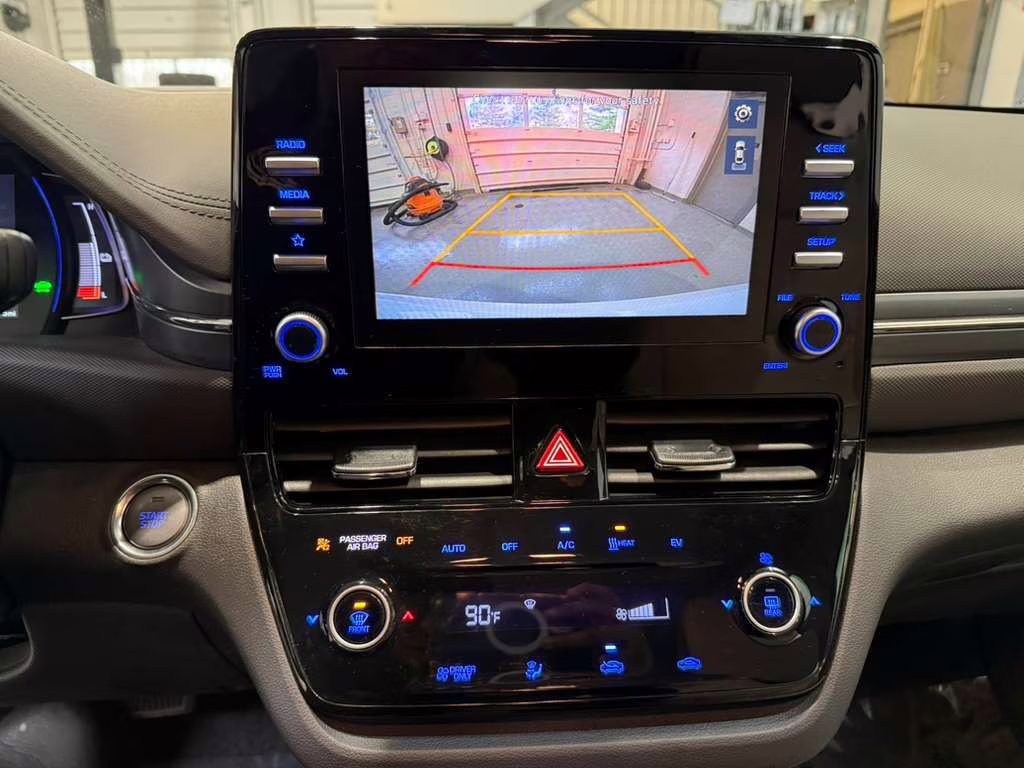 2021 Ceramic White Hyundai Ioniq Electric SE FWD Hatchback