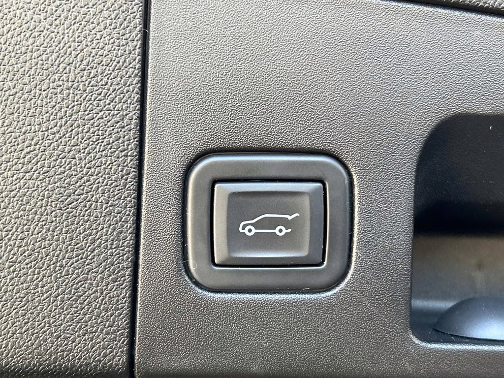 2023 Stellar Black Metallic Cadillac XT4 Premium Luxury AWD SUV