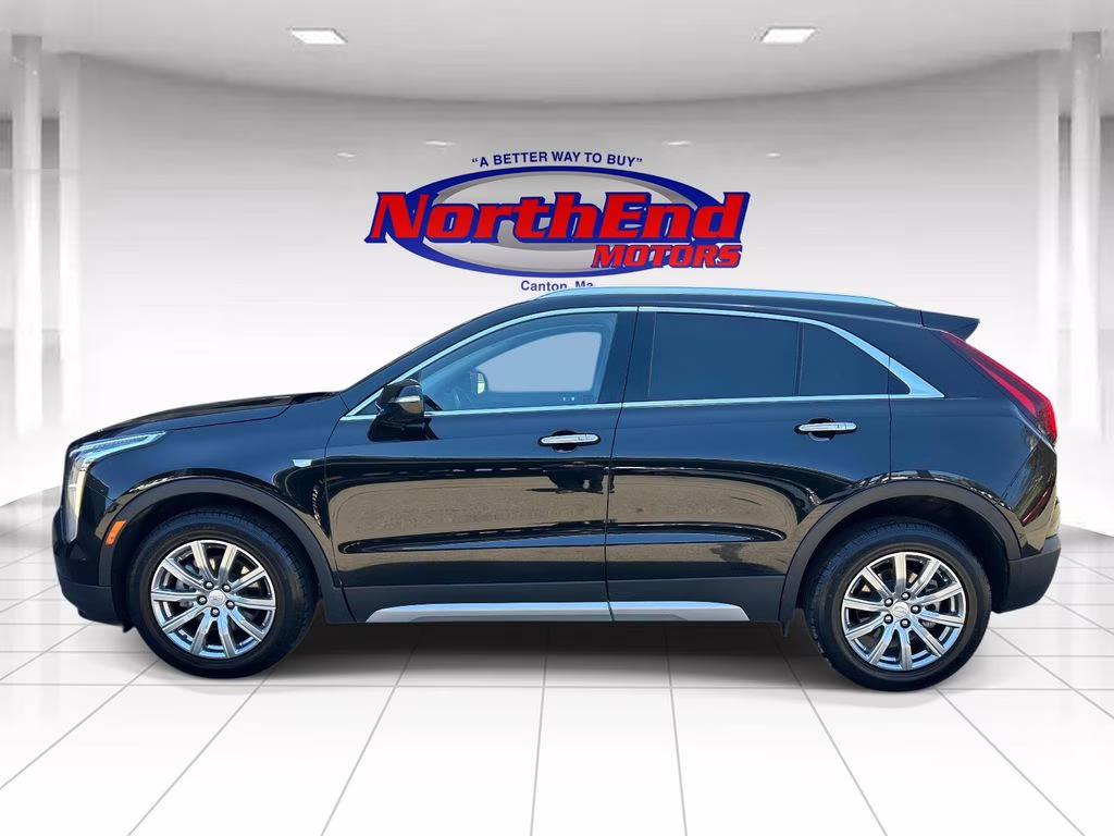 2023 Stellar Black Metallic Cadillac XT4 Premium Luxury AWD SUV