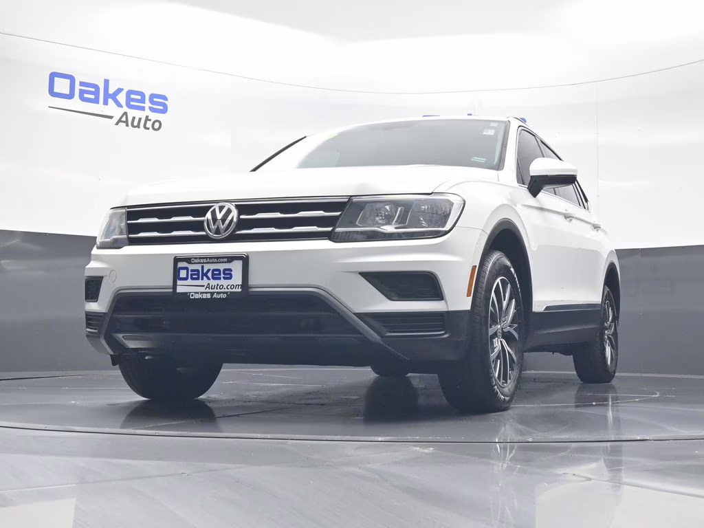 2018 Pure White Volkswagen Tiguan 2.0T SE AWD SUV
