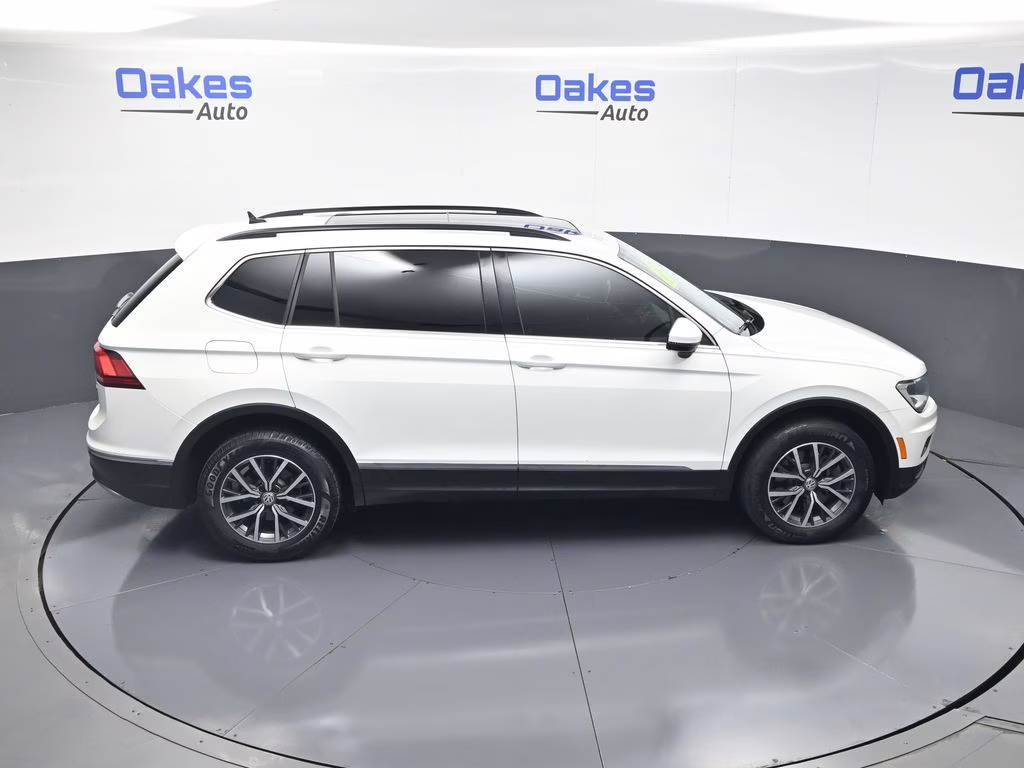 2018 Pure White Volkswagen Tiguan 2.0T SE AWD SUV