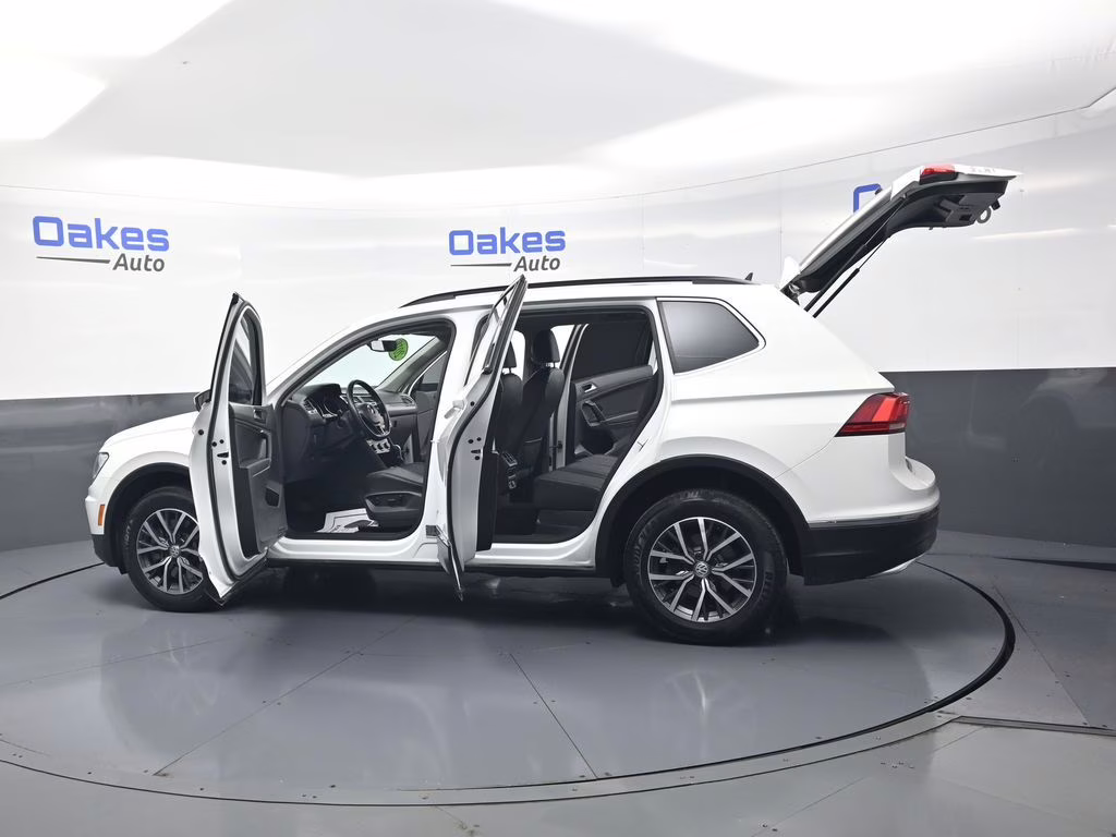 2018 Pure White Volkswagen Tiguan 2.0T SE AWD SUV