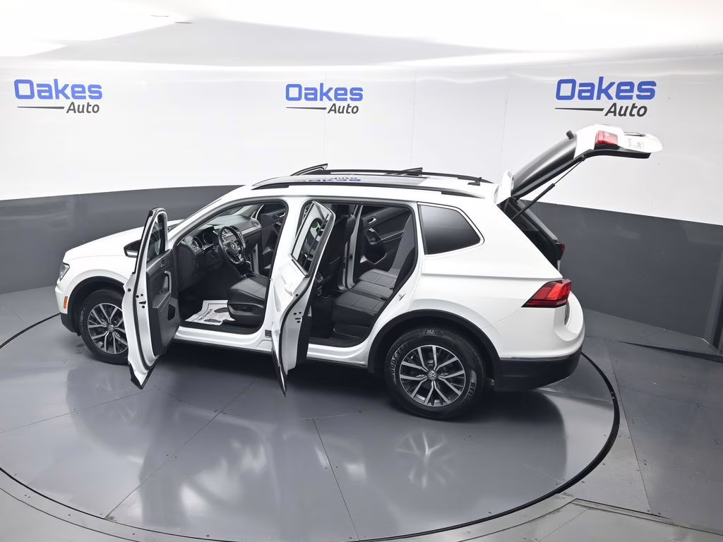 2018 Pure White Volkswagen Tiguan 2.0T SE AWD SUV