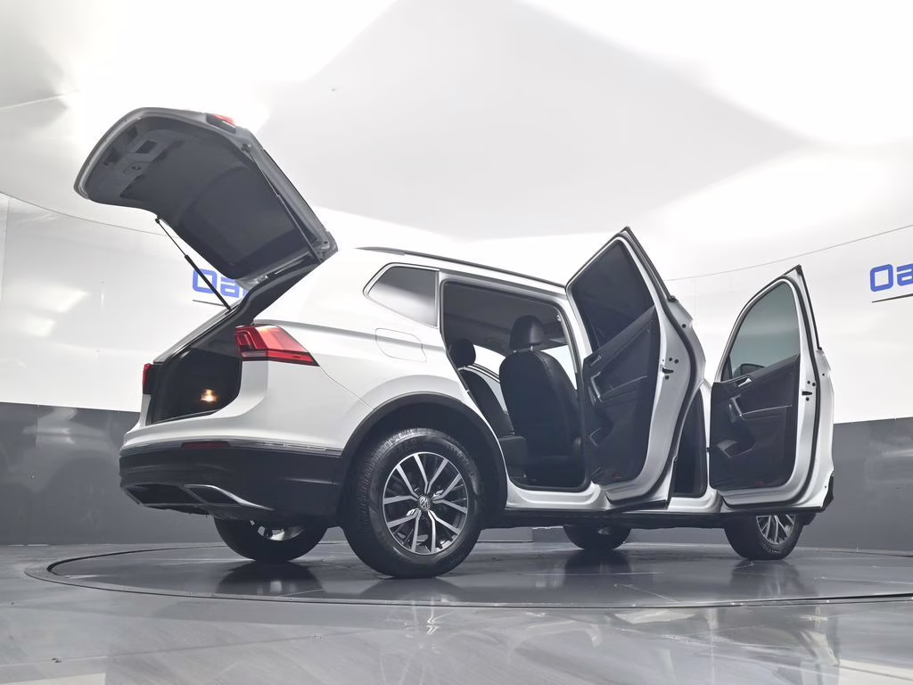 2018 Pure White Volkswagen Tiguan 2.0T SE AWD SUV