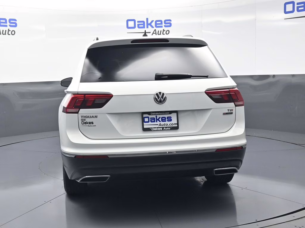2018 Pure White Volkswagen Tiguan 2.0T SE AWD SUV
