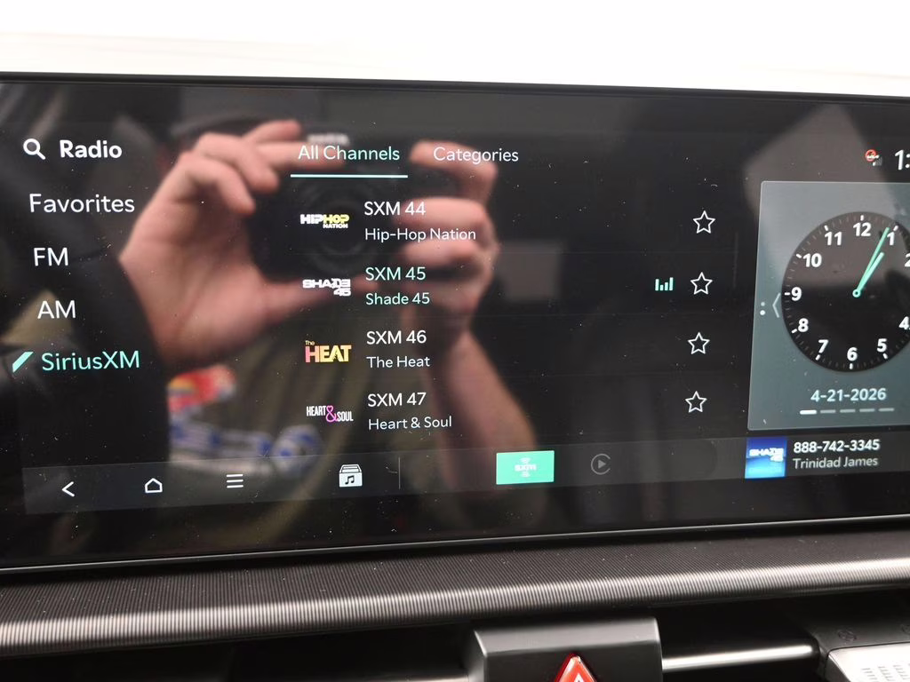 2026 Glacial White Pearl Kia Sportage EX FWD SUV