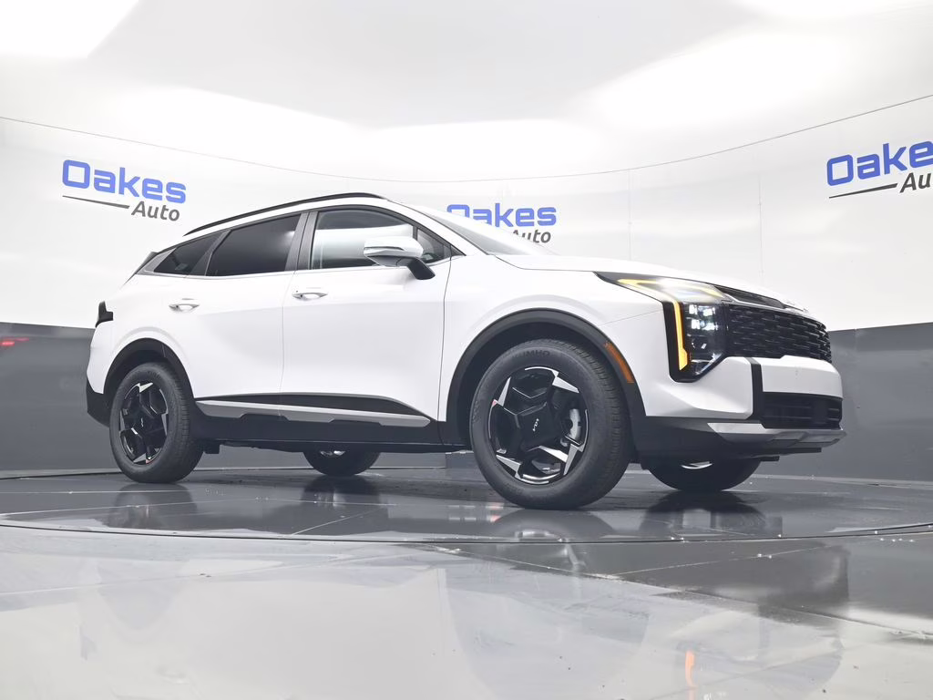 2026 Glacial White Pearl Kia Sportage EX FWD SUV