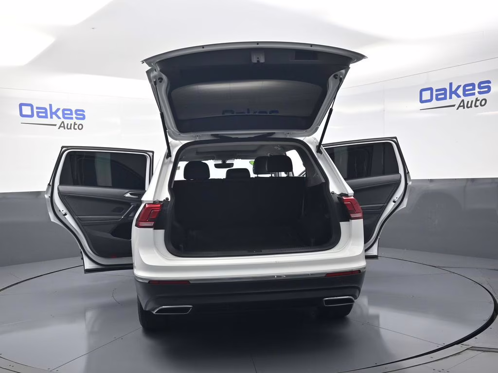 2018 Pure White Volkswagen Tiguan 2.0T SE AWD SUV
