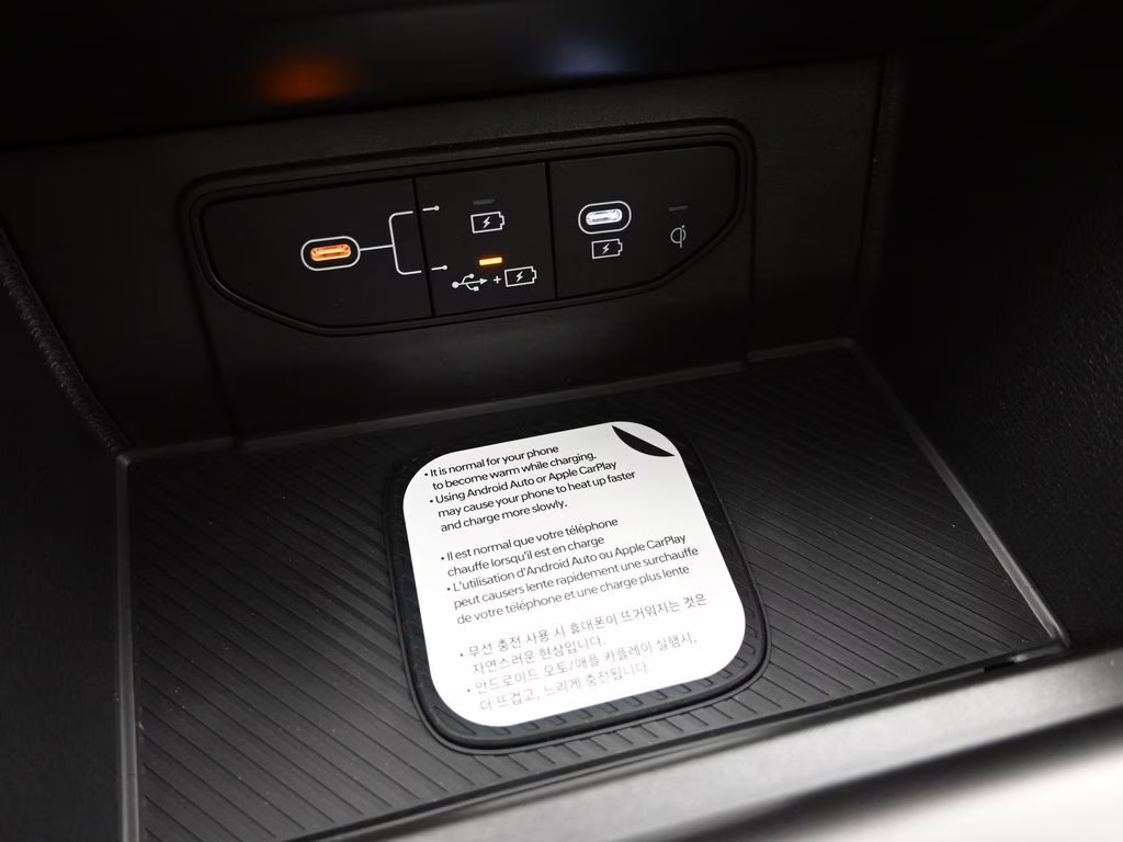 2026 Glacial White Pearl Kia Sportage EX FWD SUV