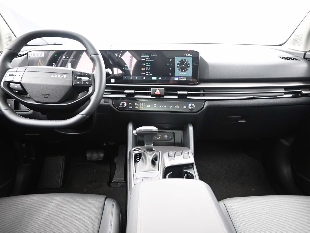 2026 Glacial White Pearl Kia Sportage EX FWD SUV