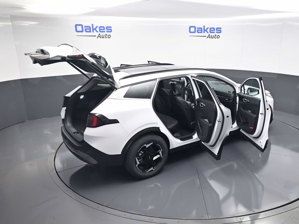 2026 Glacial White Pearl Kia Sportage EX FWD SUV