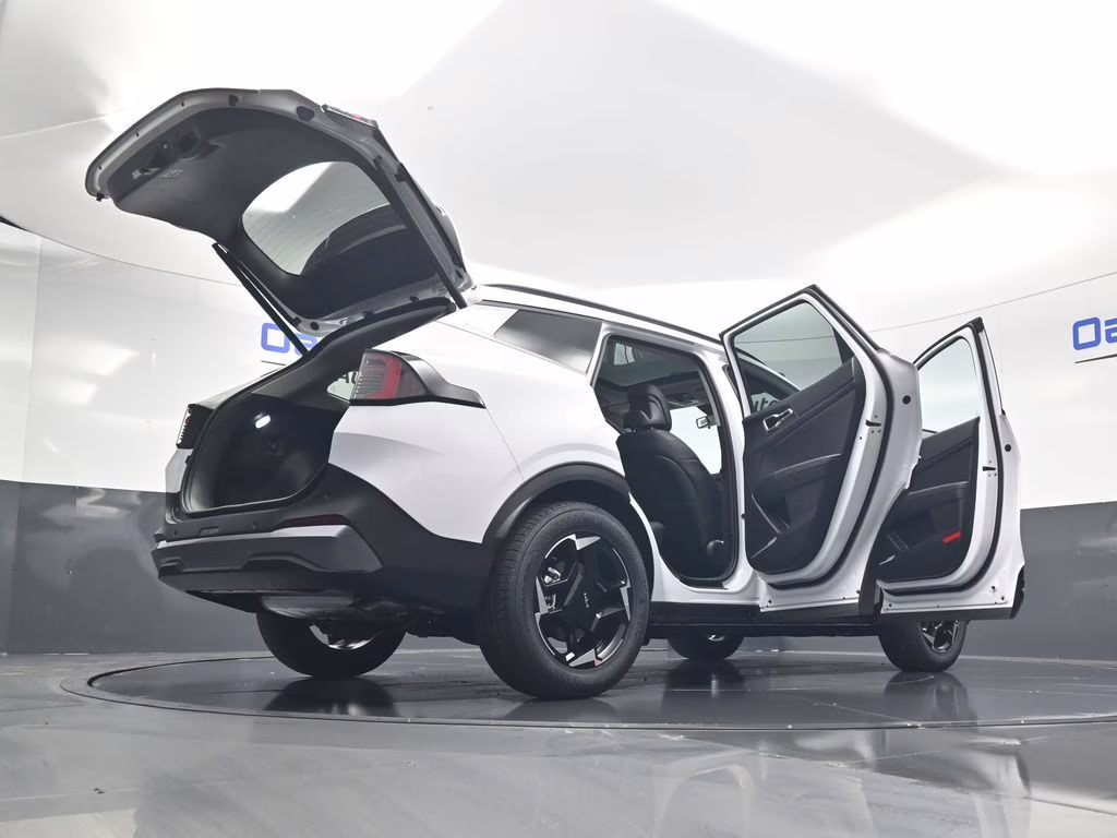 2026 Glacial White Pearl Kia Sportage EX FWD SUV