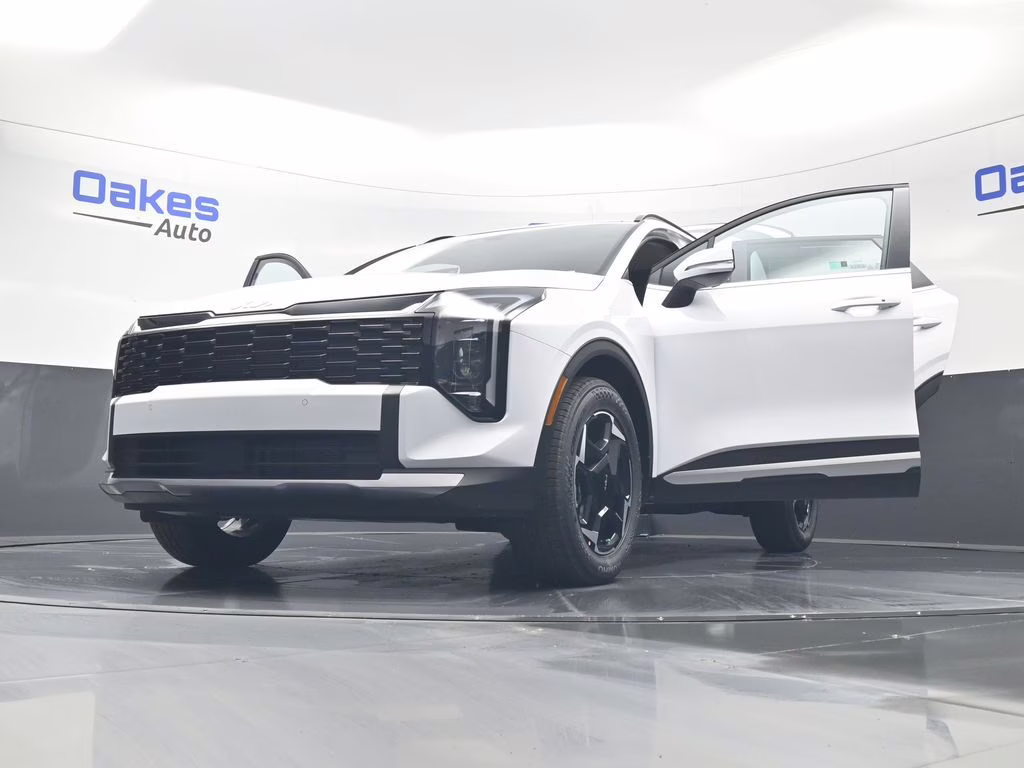 2026 Glacial White Pearl Kia Sportage EX AWD SUV