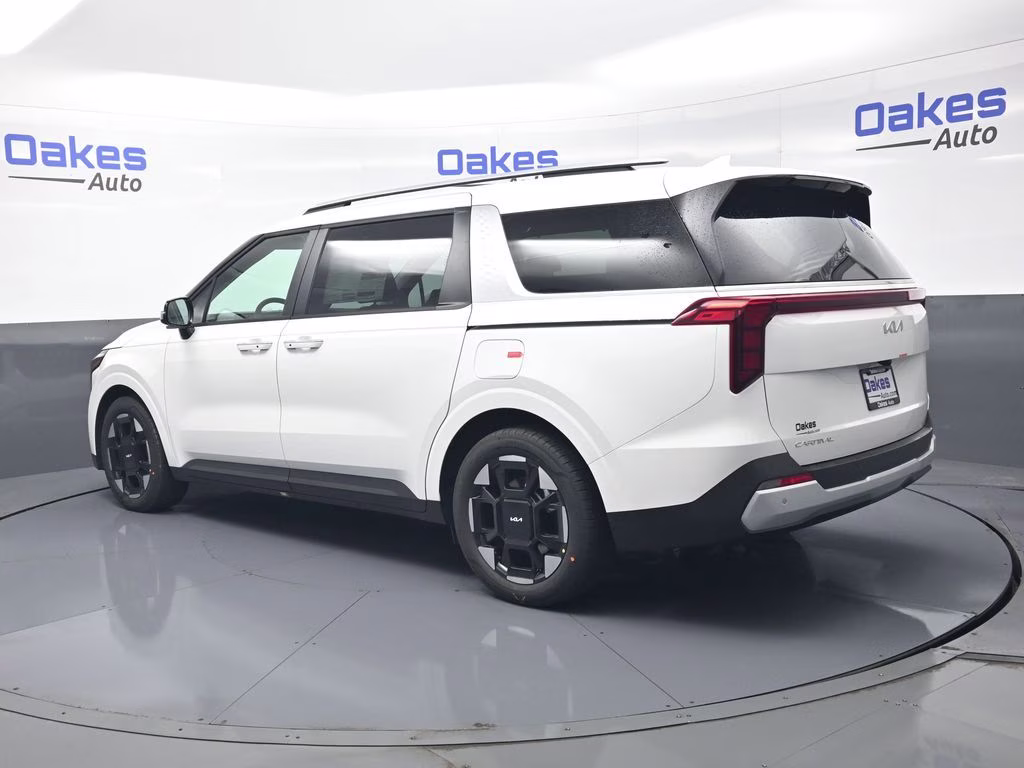 2026 Snow White Pearl Kia Carnival EX FWD Van