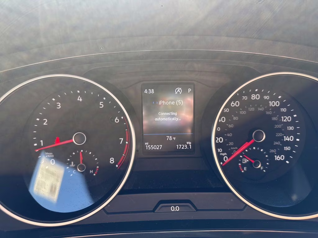 2018 Pure White Volkswagen Tiguan 2.0T SE AWD SUV